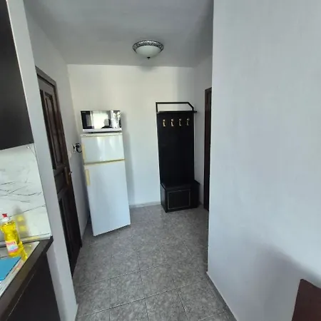 бавария Apartman Ravda